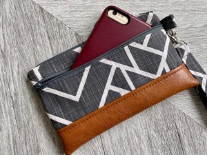 wristlet to carry phone and ID
